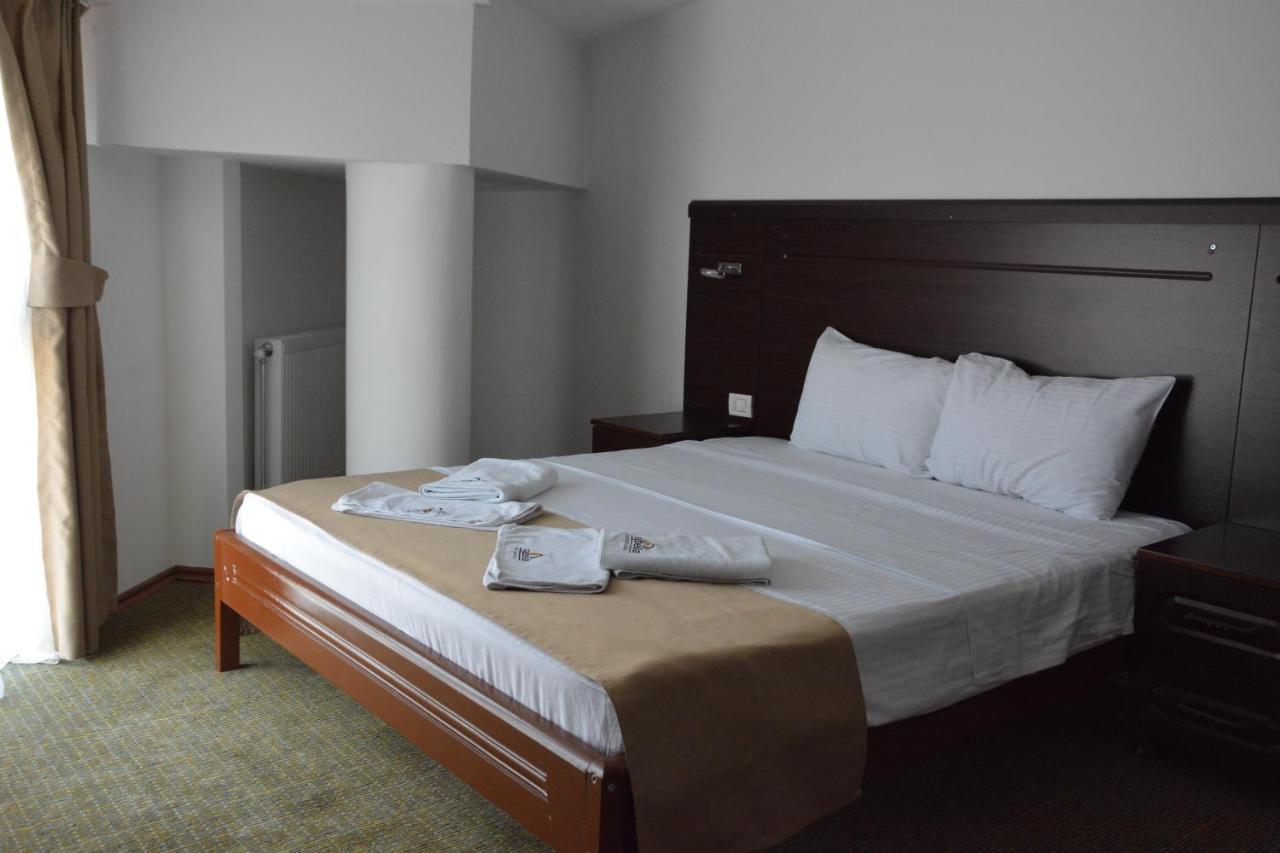 Arabella Hotel Kičevo Exteriér fotografie