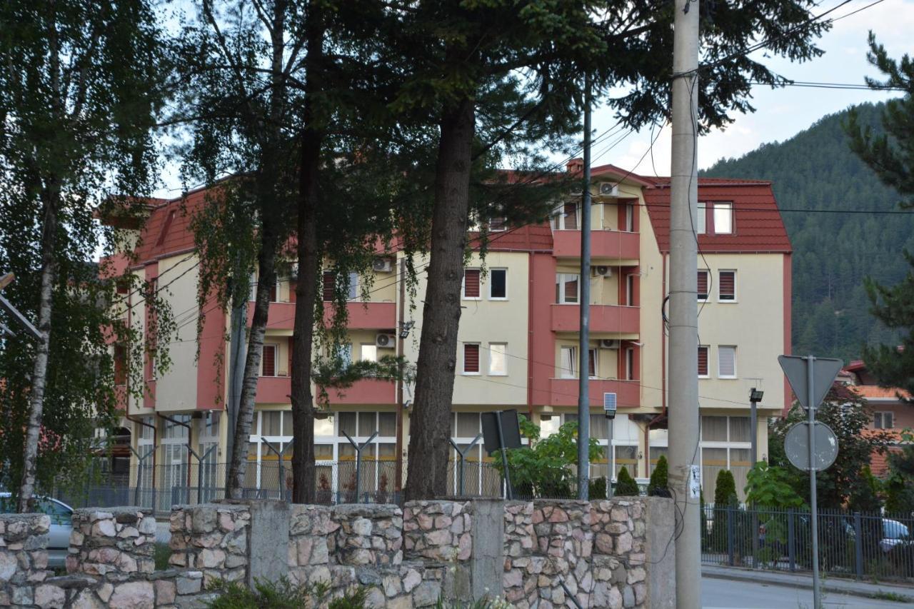 Arabella Hotel Kičevo Exteriér fotografie