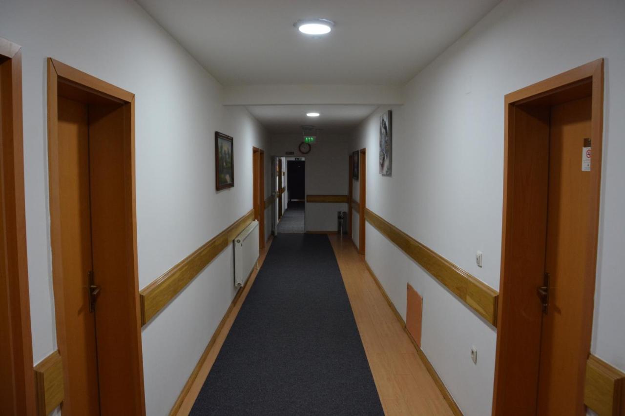 Arabella Hotel Kičevo Exteriér fotografie