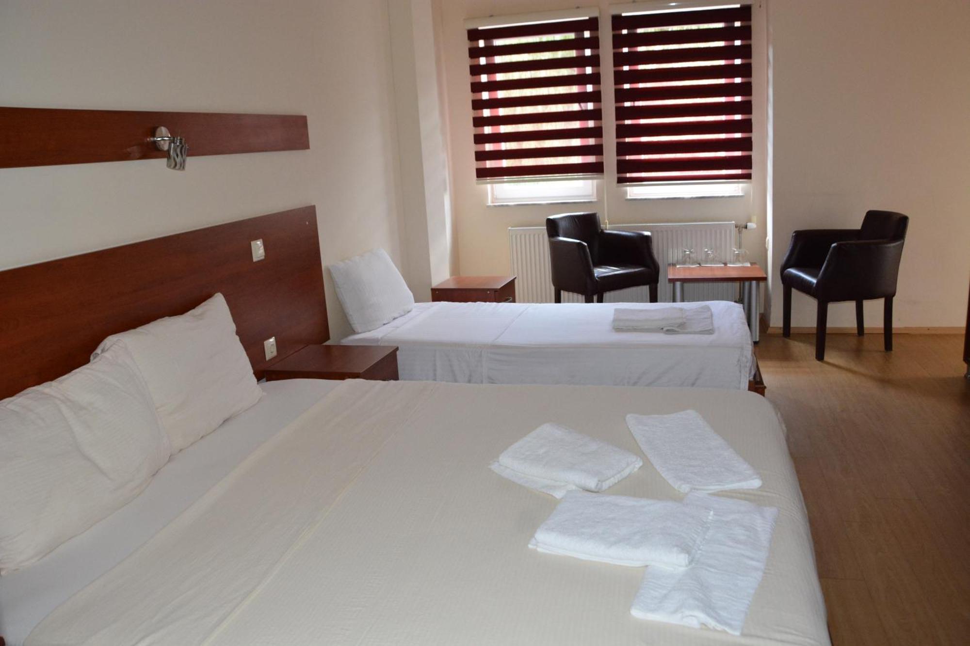 Arabella Hotel Kičevo Exteriér fotografie
