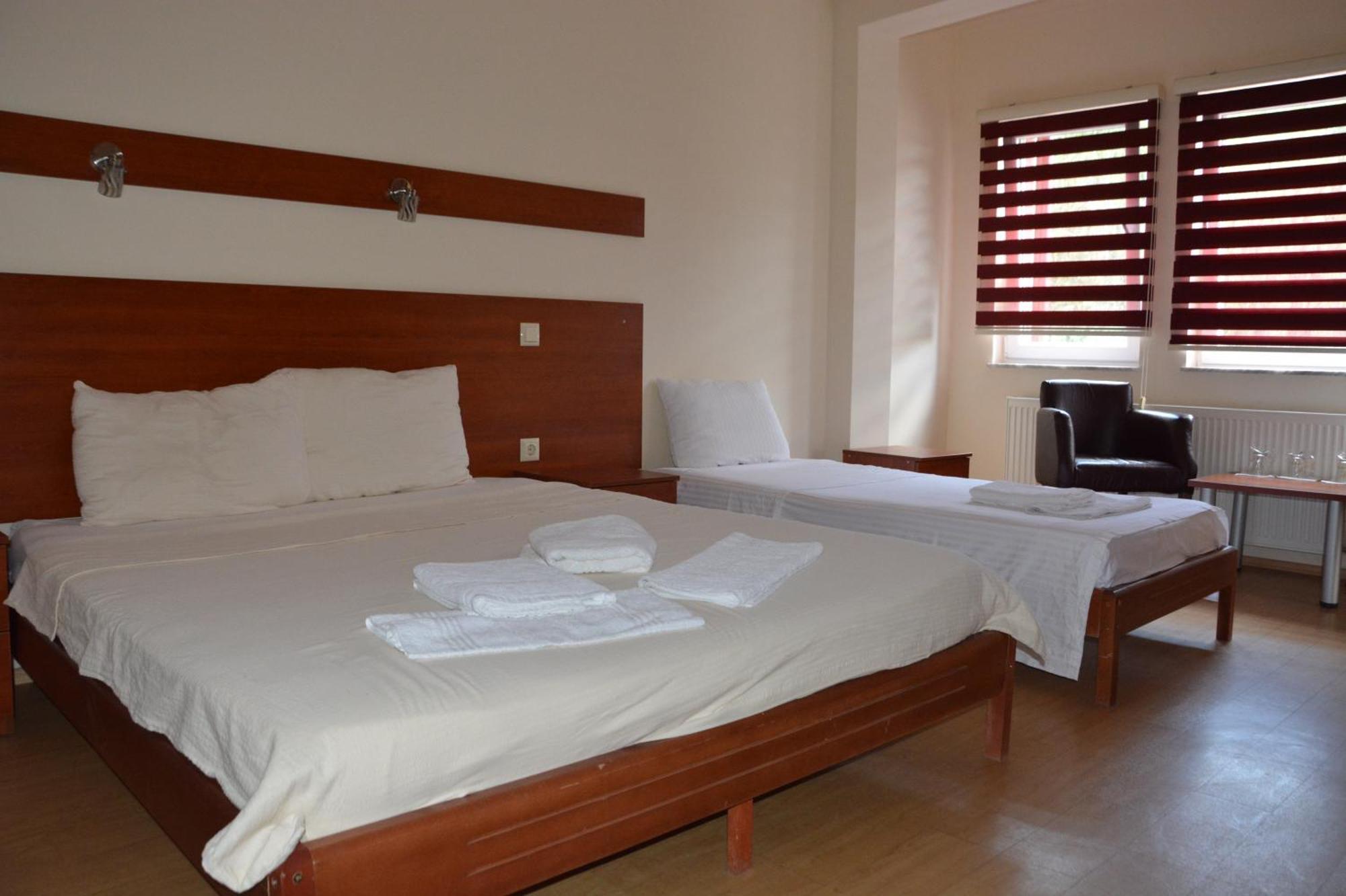 Arabella Hotel Kičevo Exteriér fotografie