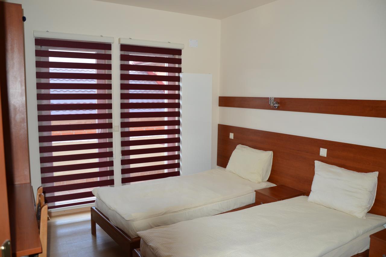 Arabella Hotel Kičevo Exteriér fotografie